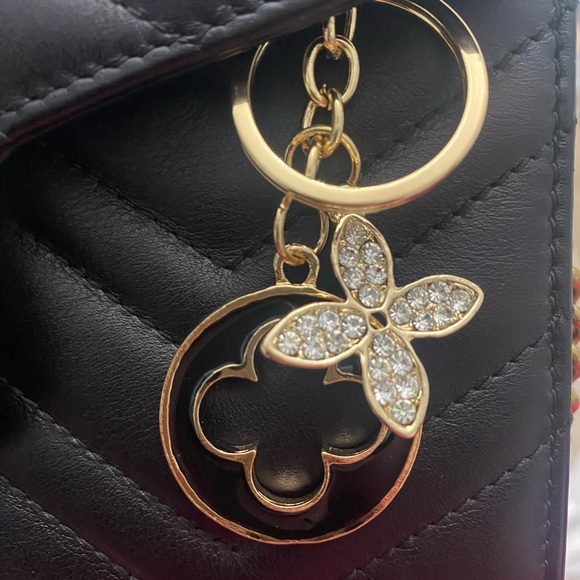 Fleur de Lis & Clover Bag Charm - Picture 2 of 2